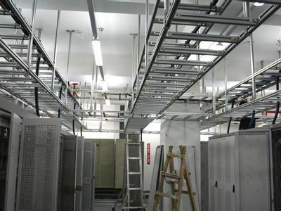 1616062664425024.jpg 大跨距电缆桥架、.jpg